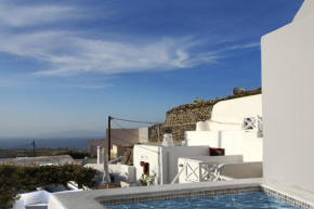 Cycladic House in Finikia Oia